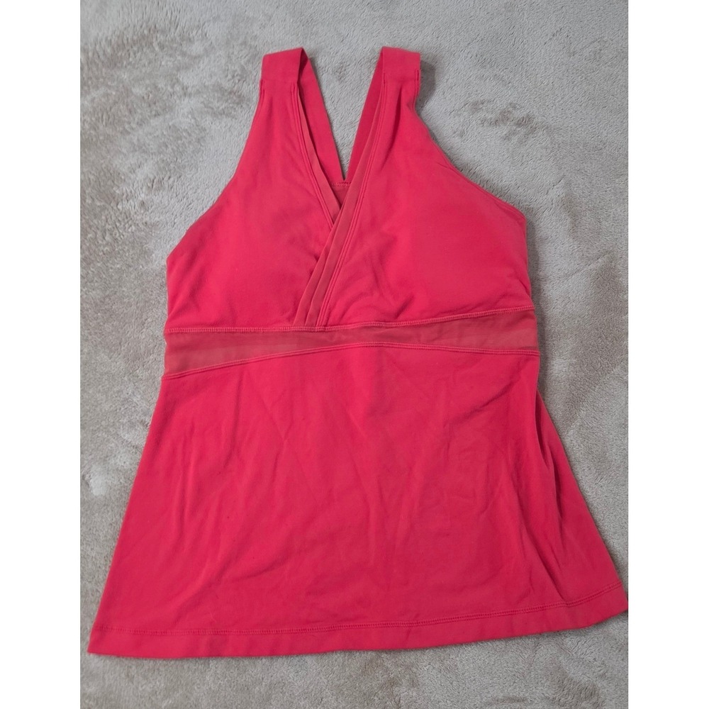 Lululemon Deep V Athletic Tank Women Size 10 Red Padded Racer Back Good‎
